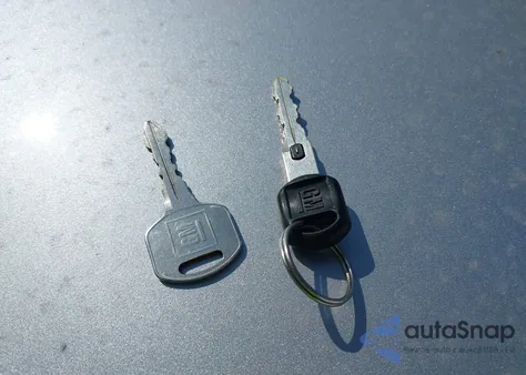 2002 Buick Century Custom z USA, uszkodzony, nr VIN 2G4WS52JX21221809